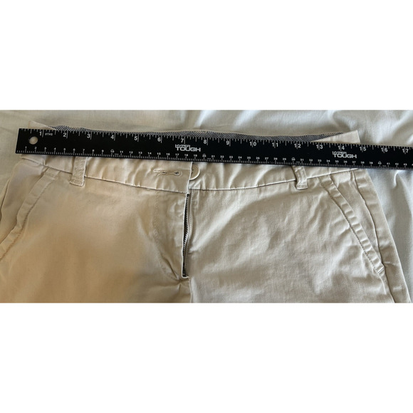 Crown & Ivy Caroline Size 4P Tan Flat Front Shorts - Picture 4 of 6